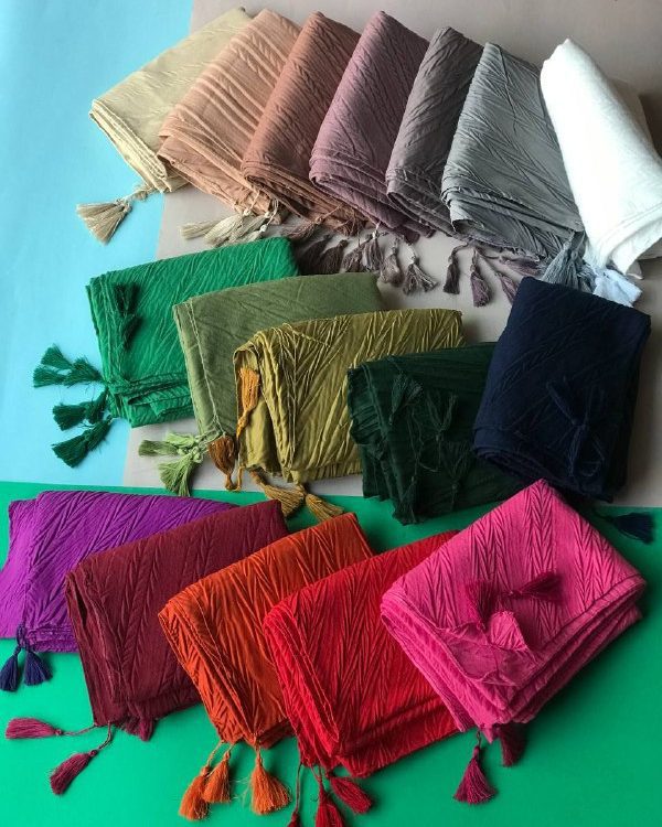 شال موهر پلیسه موجی منگوله دار(تکفروشی کد 924)