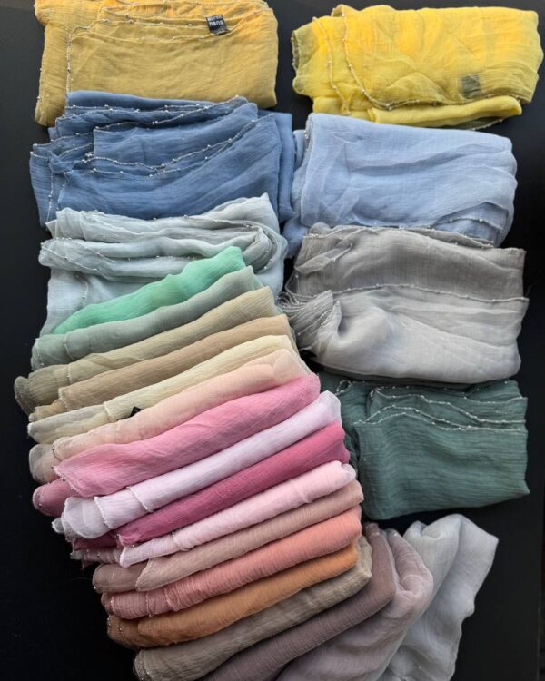 شال حریر مجلسی دور نقره ای(تک فروشی کد 116)