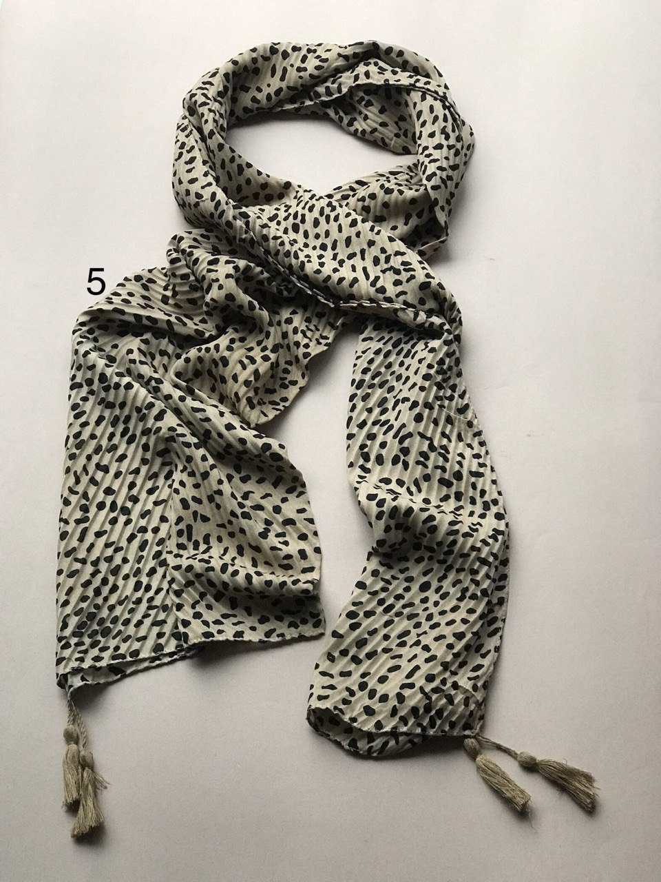 photo_5780604416947241422_y