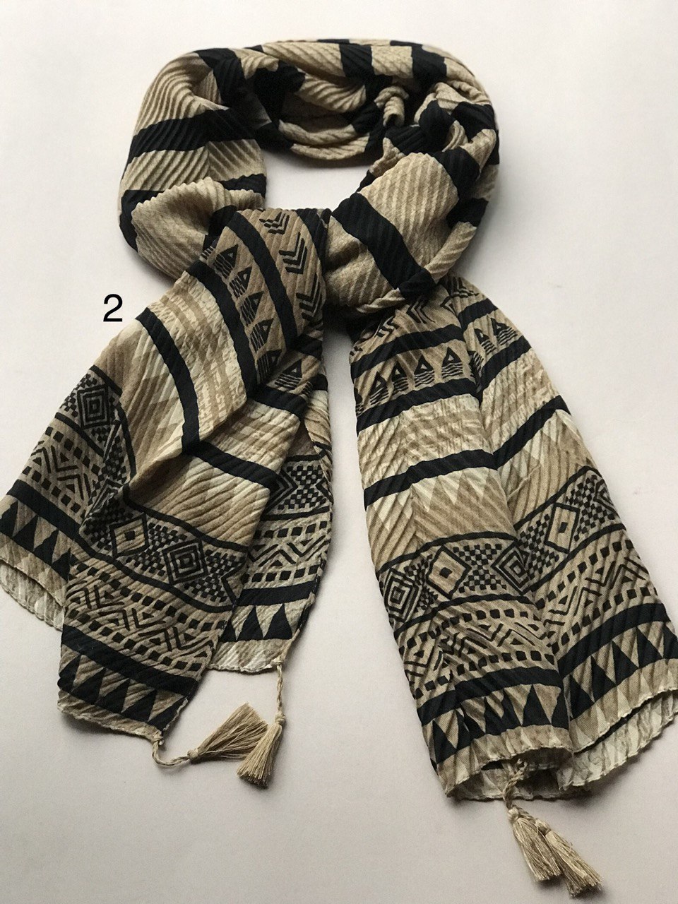 photo_5780604416947241428_y