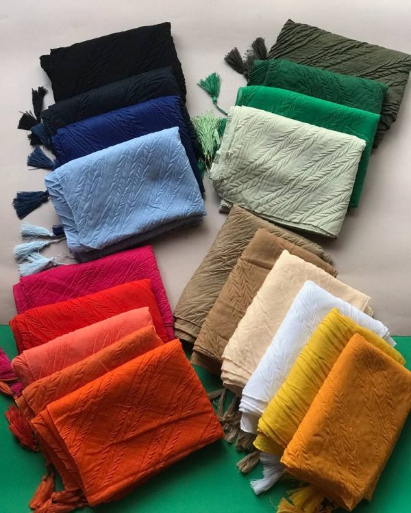 شال پلیسه تمام نخ منگوله دار طرح موجی