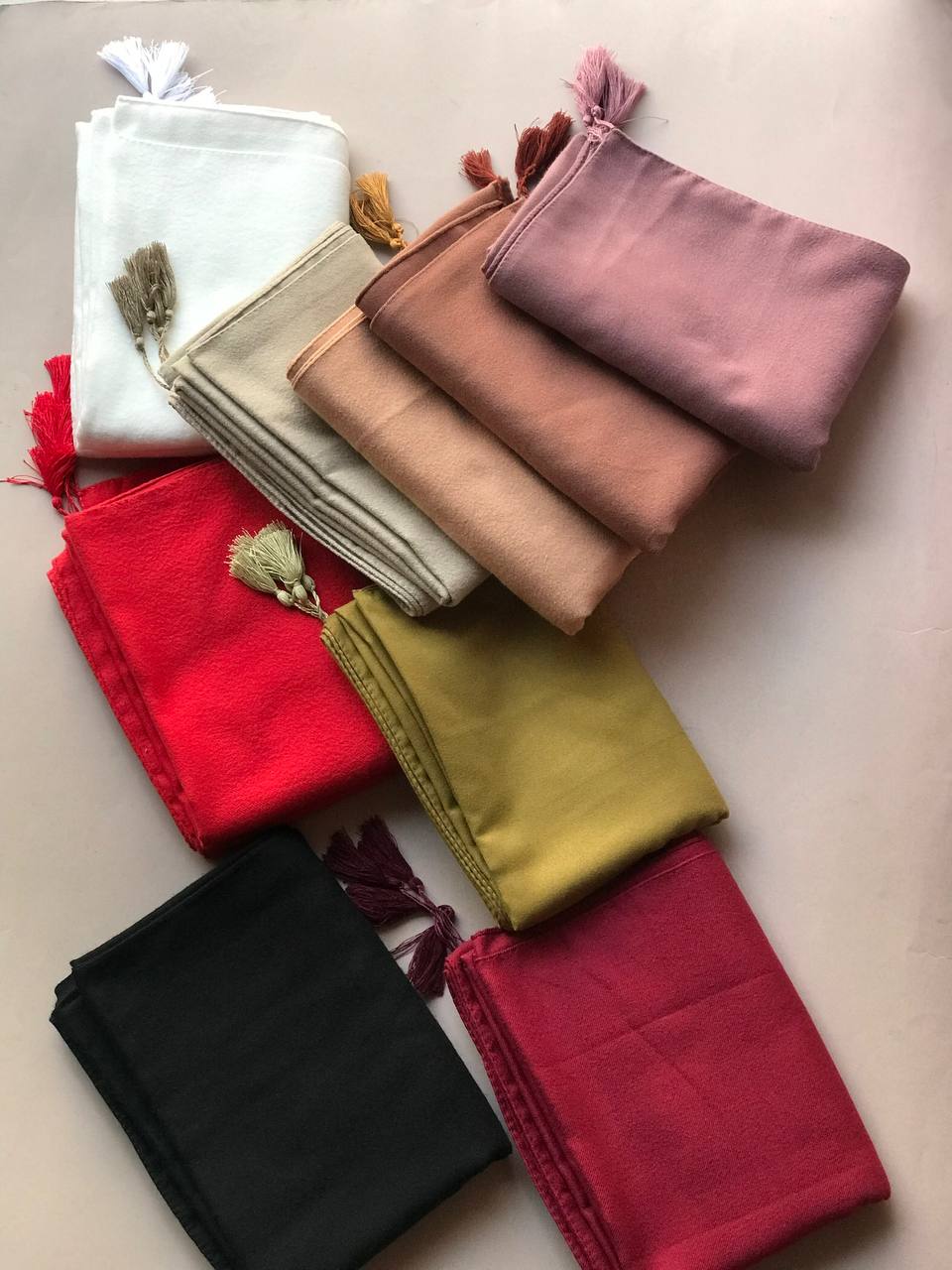 photo_5791871615108235181_y