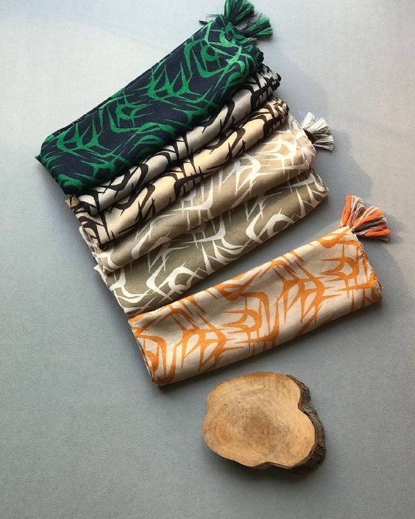 شال نخی بهاره منگوله دار