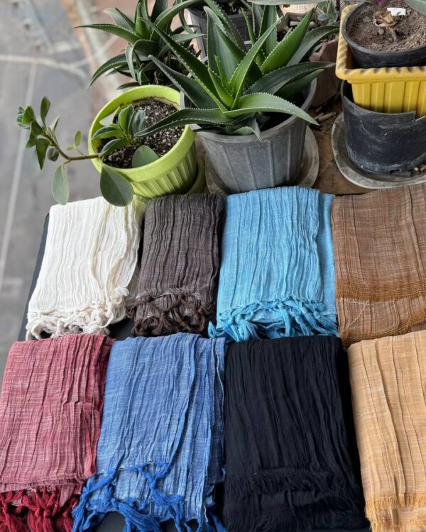 شال تمام نخ پنبه کنفی دور ریش و منگوله کوبایی (تکفروشی کد 138)