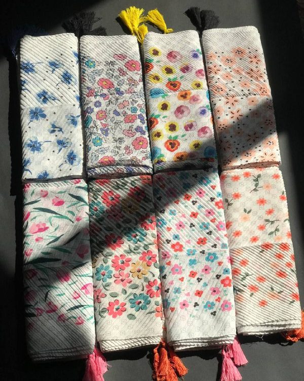 شال پلیسه نخی منگوله دار