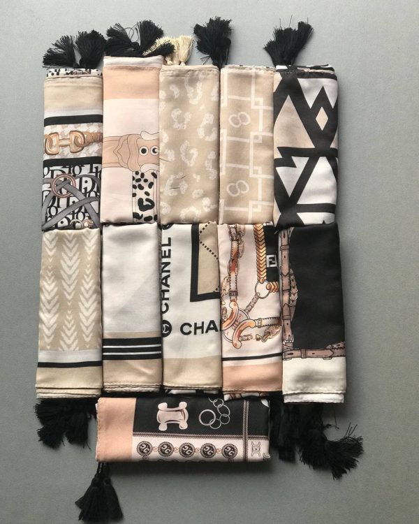 شال نخی بهاره منگوله دار چاپ دیجیتالی (تک فروشی کد ۱۷۰)