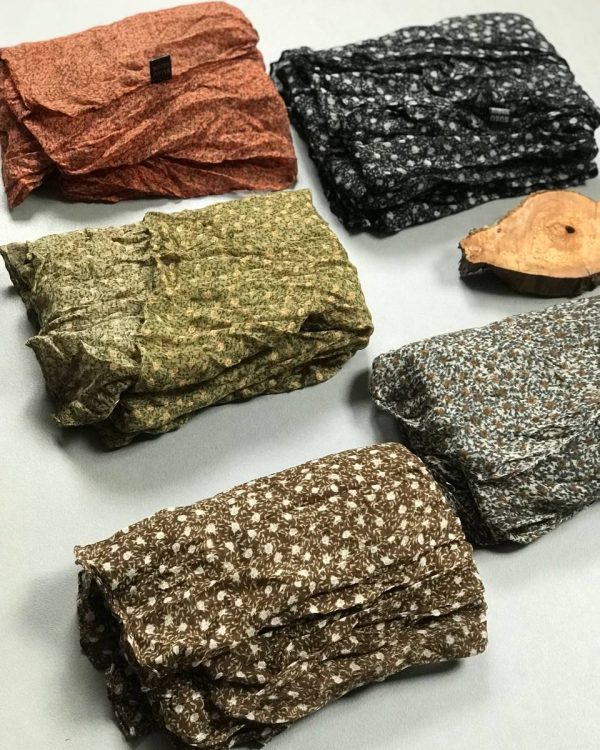 شال چروک پارچه کنفی