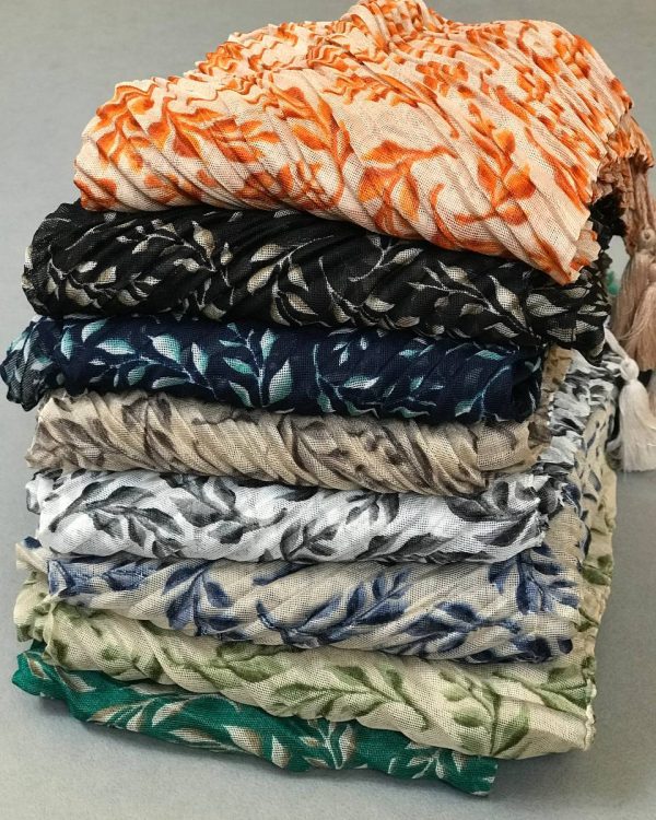 شال پلیسه نخ حریر منگوله دار (کد ۲۰۴)