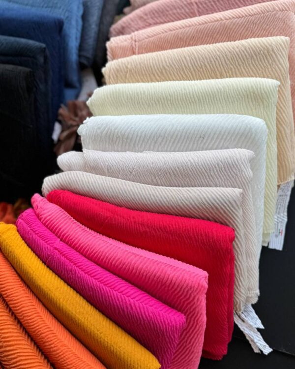 شال پلیسه سوپر نخ منگوله دار (جین 10 تایی کد 259)