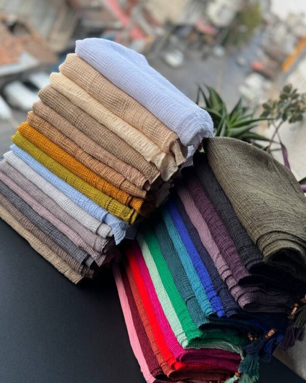 شال برشکا سوپر نخ منگوله چوبی عمده (جین 30 تایی کد ۳۴۷)