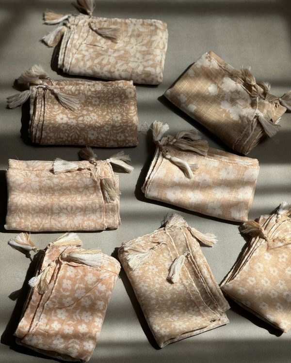 شال پلیسه نخ حریر(تک فروشی کد 426)