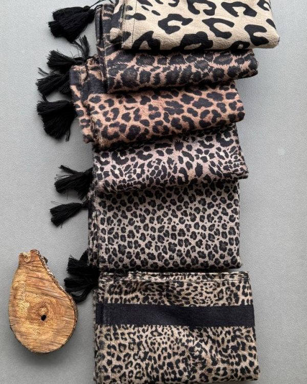 شال موهر منگوله دار(جین 10 تایی کد 490)