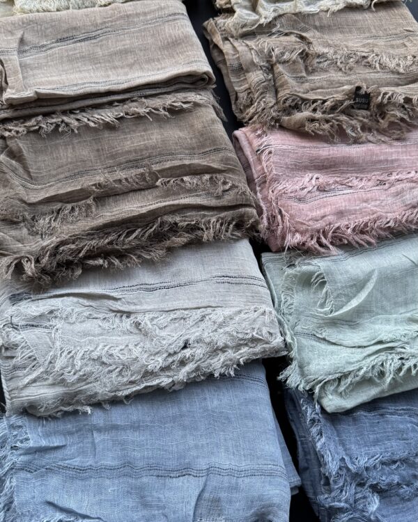 شال نخی دور ریش سنگشور (جین 12 تایی کد 734)