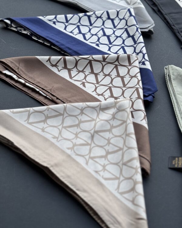 مینی اسکارف ساتن چاپی (جین 6 تایی کد 756)