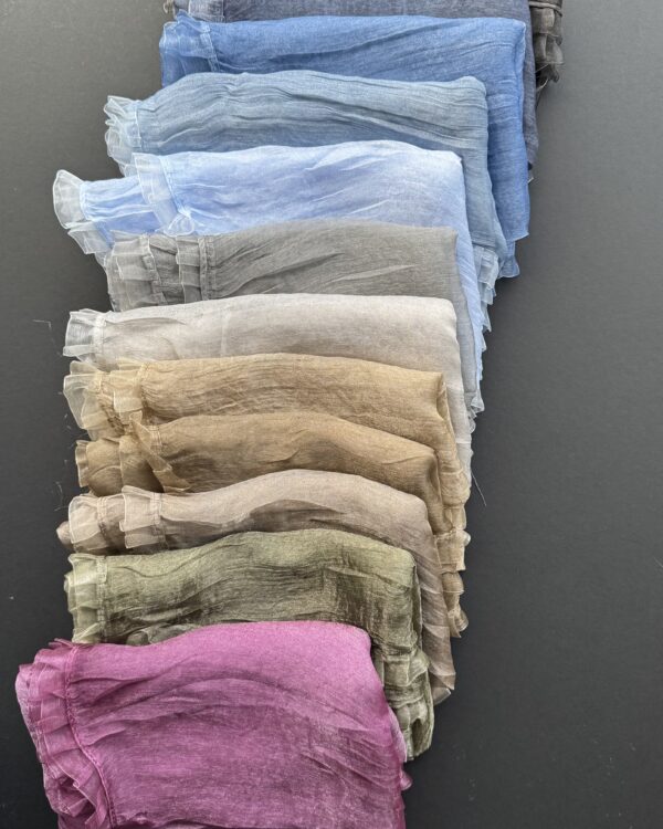 شال ویسکوز حریر دور تور پلیسه ویسکوز(جین 12تایی کد 793)