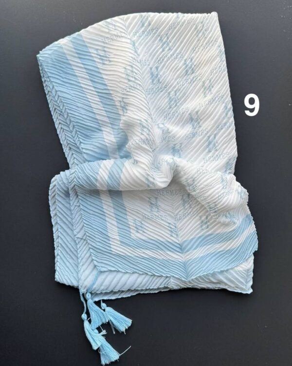 شال نخ اسلپ چاپی پلیسه ابی اسمانی(جین 10 تایی کد 871)