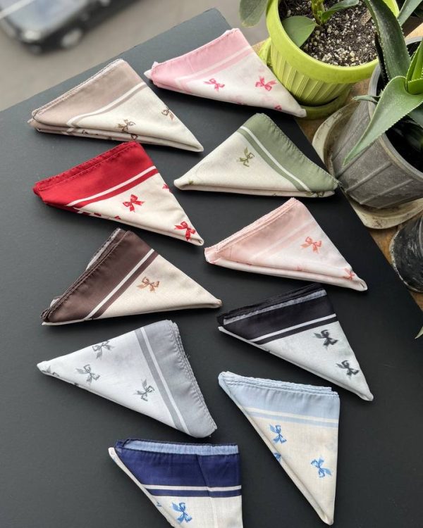 مینی اسکارف نخ پاپیون متن سفید(تکفروشی کد 893)