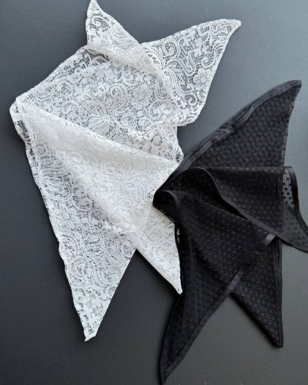 مینی اسکارف سه گوش مشکی و سفید توری تولید نور (تکفروشی کد881)