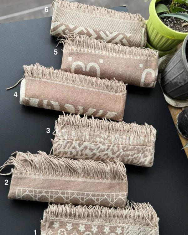 شال موهر کرم سفید دو رو ریشه دار گرم بالا عمده (جین 6 تایی کد 989)