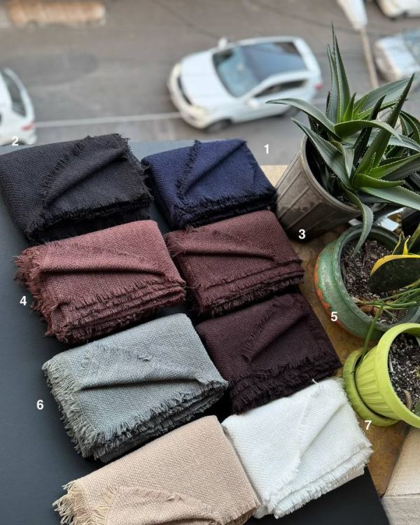 شال نخ کنف دور ریش پاییزه بدون مارک و برفک اناهیتا عمده (جین 8 تایی کد 1049)