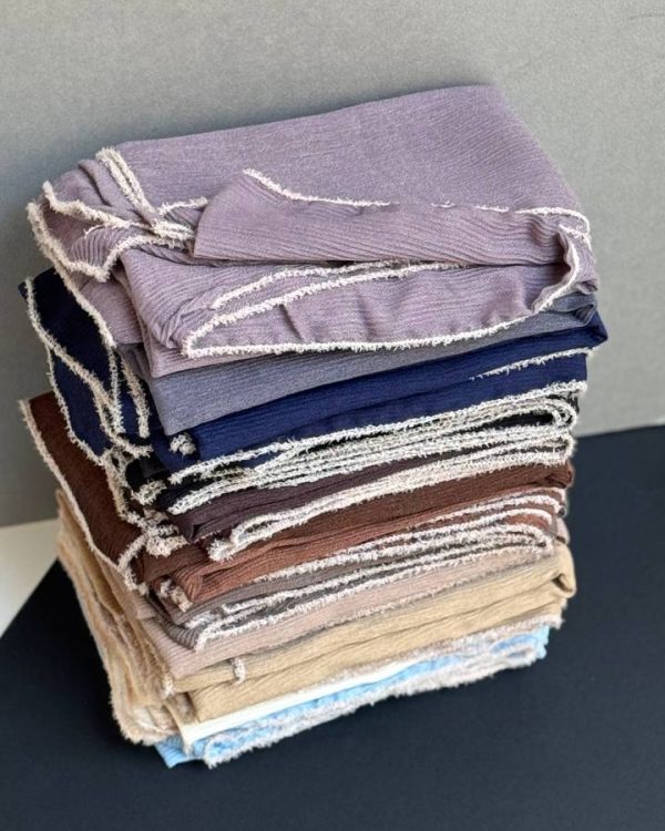 شال برشکا پلیسه نخی چهار فصل دور کنفی(تکفروشی کد 1056)