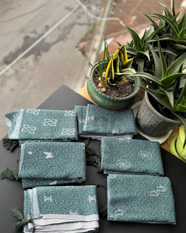 شال پلیسه گلدار سبز چهار فصل منگوله دار برشکا نخی (تکفروشی کد 1092)