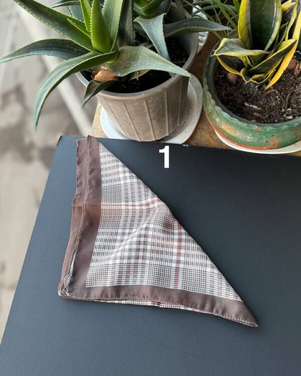 مینی اسکارف نخی پاییزه طرح dior عمده (جین 6 تایی کد 1122)